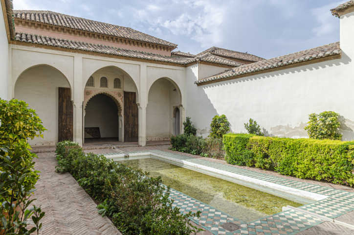 Málaga 109 - Alcazaba - palacio Nazari - patio de La Alberca.jpg